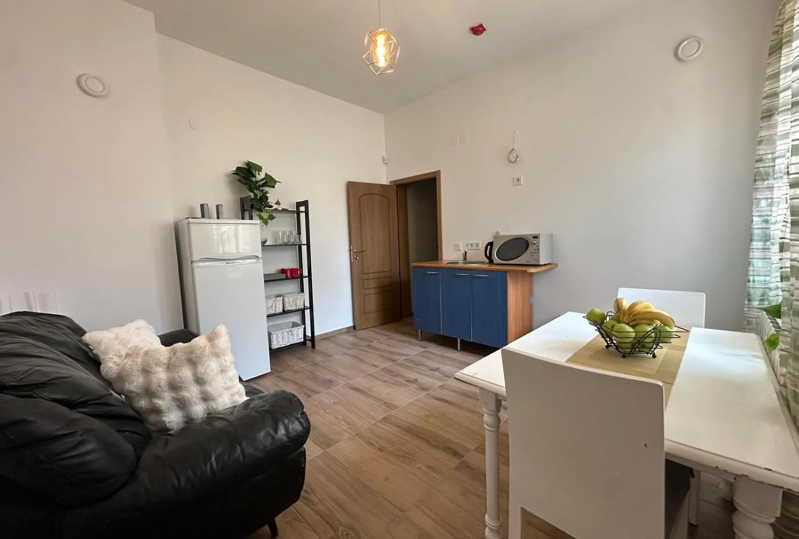 Bright, City Centre, 1Br Apartment , Next To Sofia University